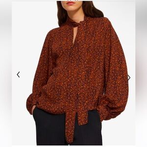 NWT THEORY Sleeve Top in Floral Silk Crepe Sz S